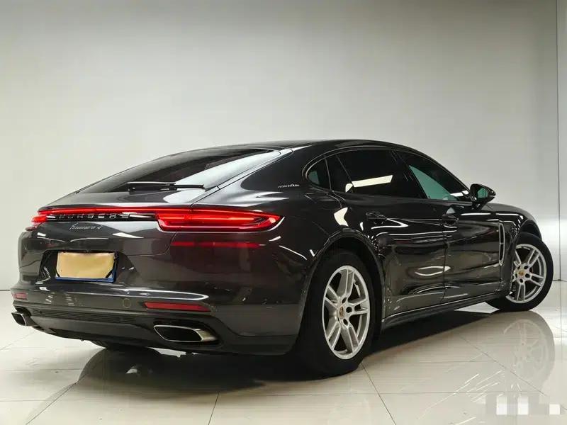 2017 Panamera 4 Executive Long Wheelbase 3.0T — миниатюра 6
