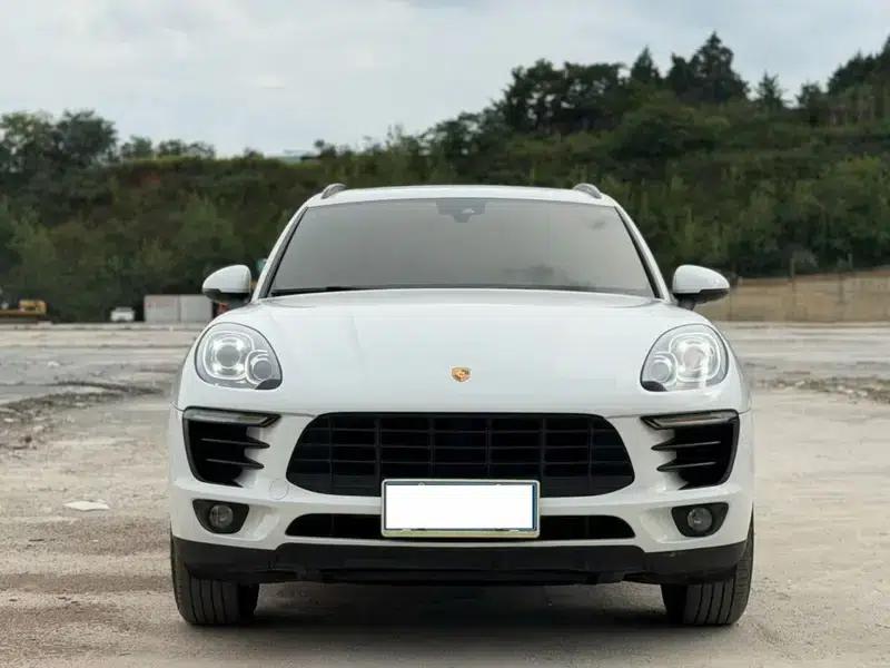 2017 Macan 2.0T — миниатюра 2