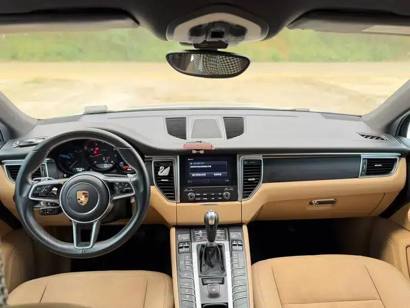 2017 Macan 2.0T — миниатюра 7