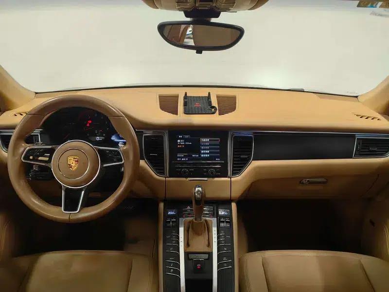 2014 Macan 2.0T — миниатюра 9