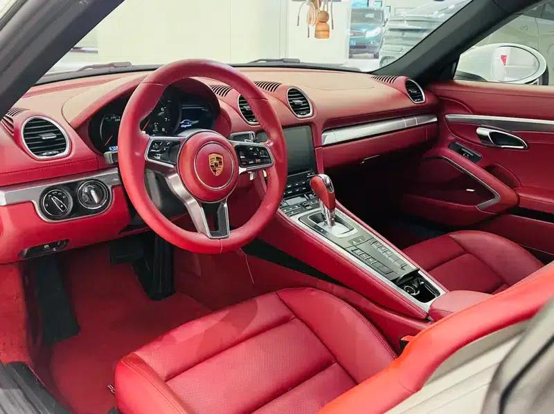 Porsche 718 Cayman 2020 2.0T — миниатюра 8