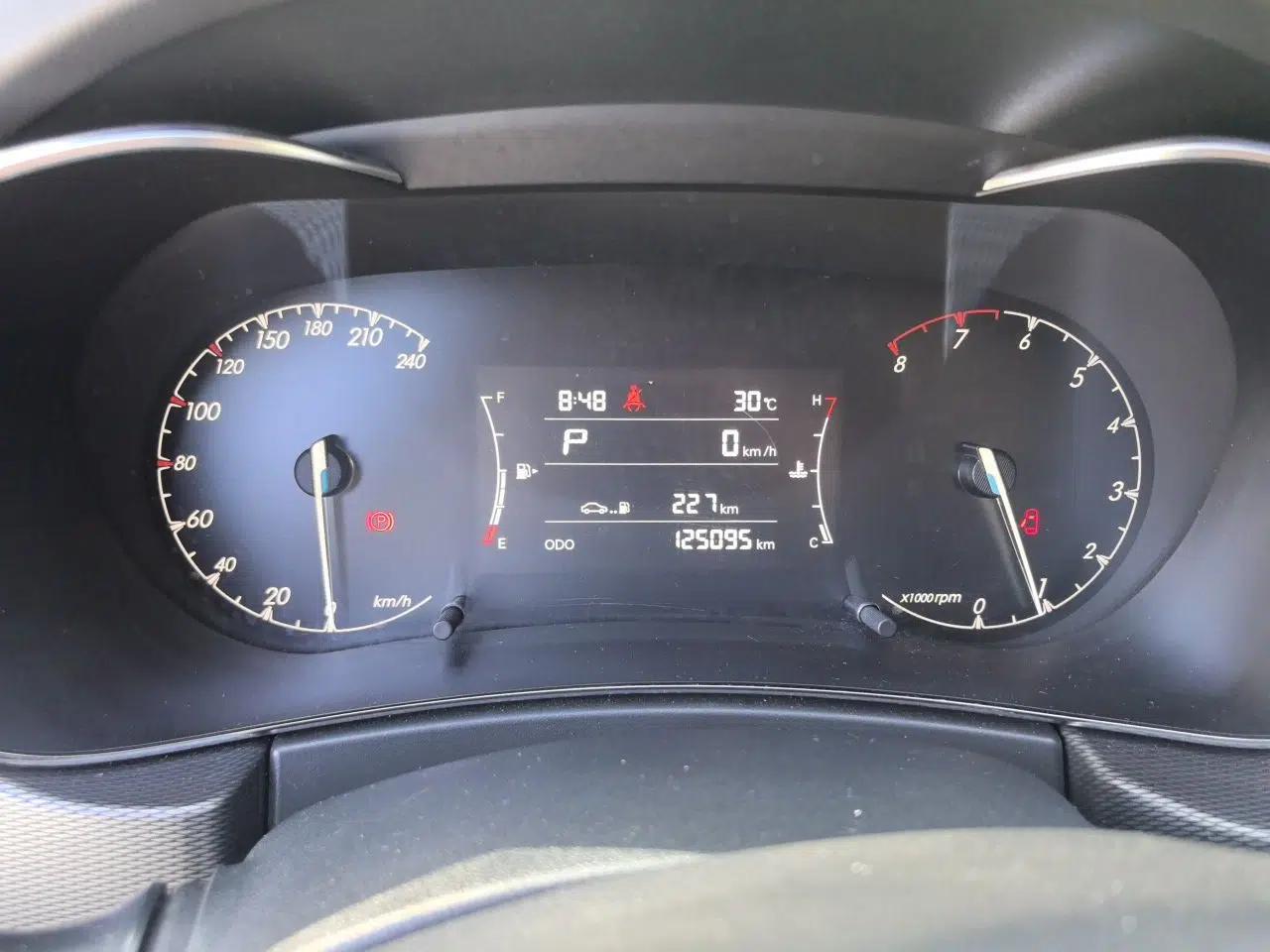 BAIC Beijing X5 2018 1.5T CVT Elite Version National V — миниатюра 11