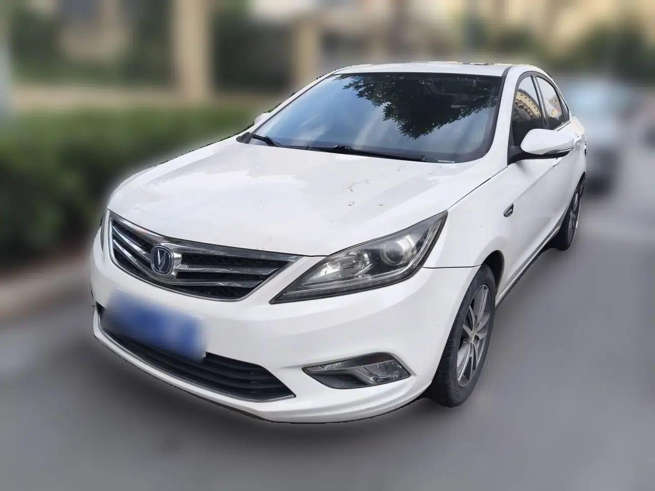 CHANGAN Eado 2016 1.6L Manual Fashion Edition — миниатюра 1