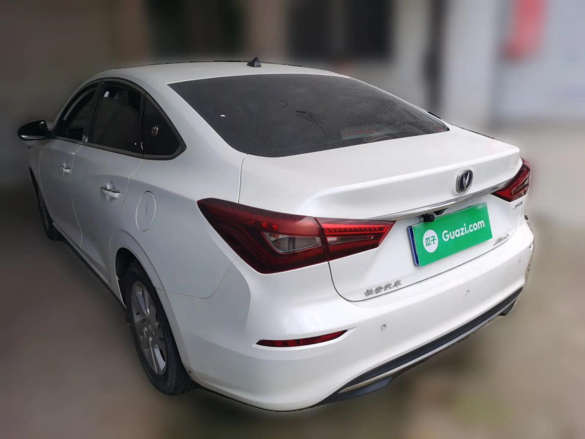 CHANGAN Eado 2019 1.6L GDI Manual Value Edition China VI Standard — миниатюра 4