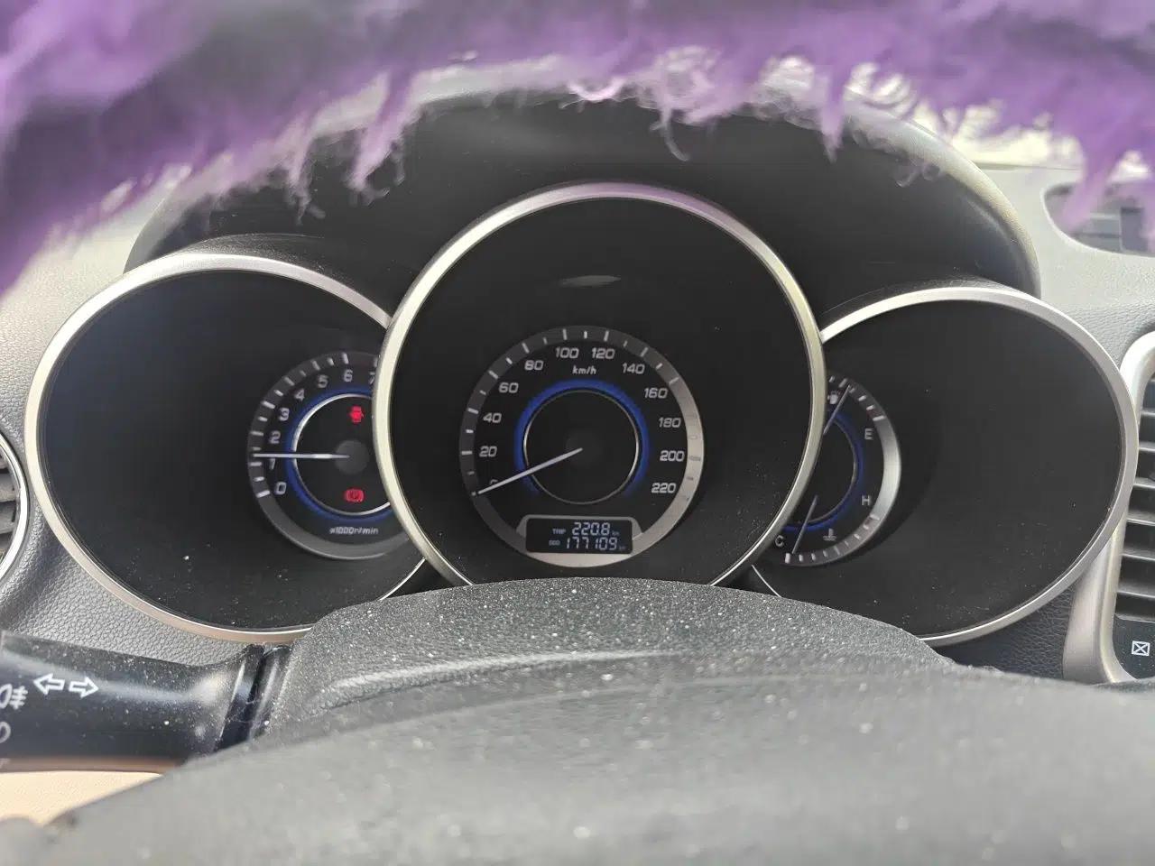 CHANGAN Eado 2015 1.6L Manual Luxury Model China IV Standard — миниатюра 11