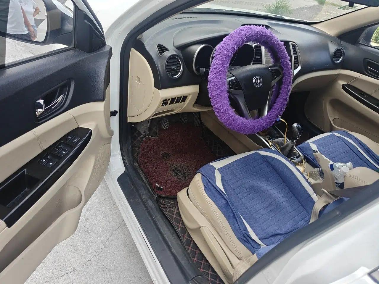 CHANGAN Eado 2015 1.6L Manual Luxury Model China IV Standard — миниатюра 16