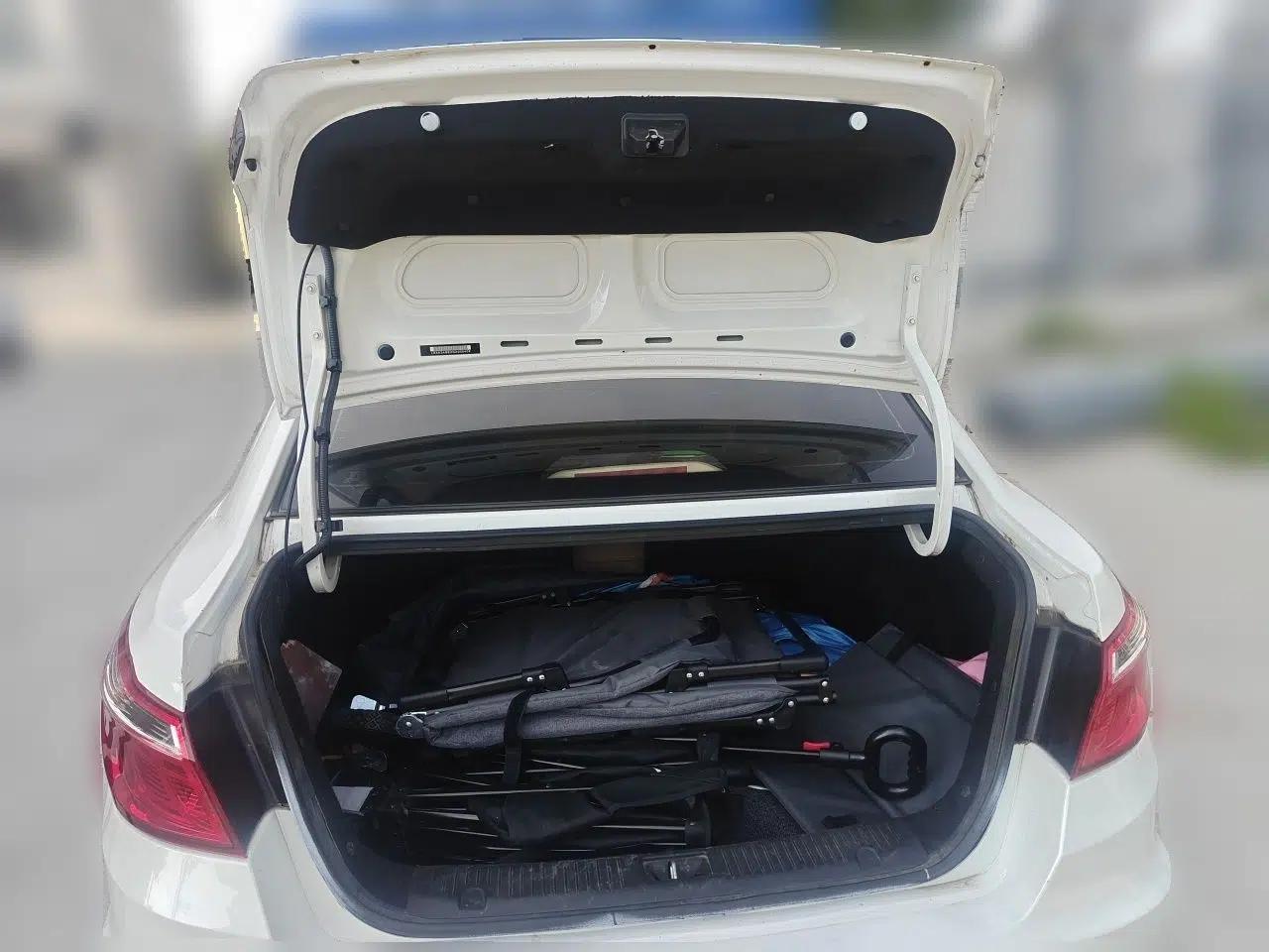 CHANGAN Eado 2015 1.6L Manual Luxury Model China IV Standard — миниатюра 19