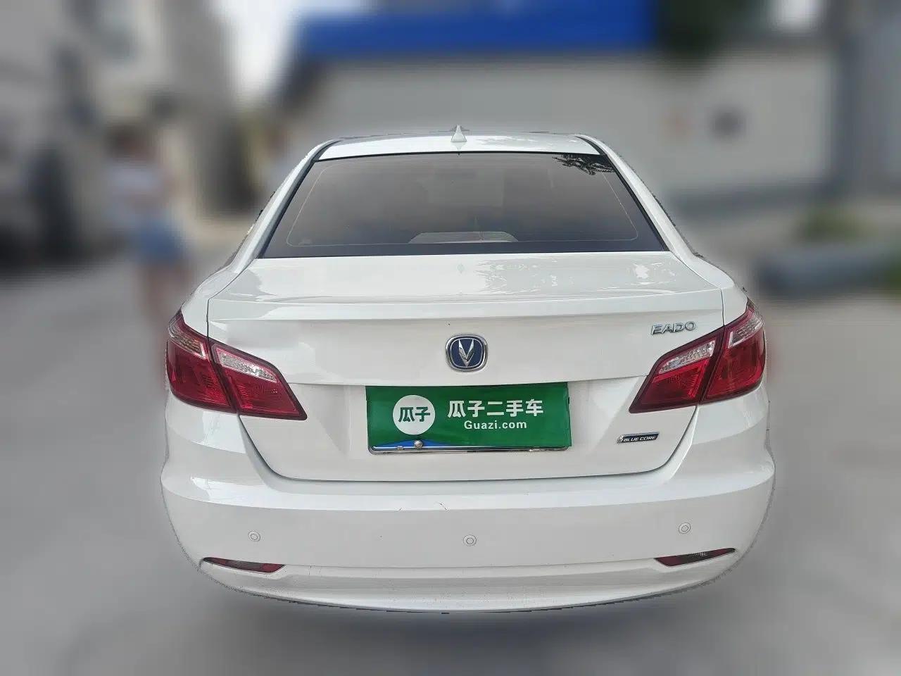 CHANGAN Eado 2015 1.6L Manual Luxury Model China IV Standard — миниатюра 5