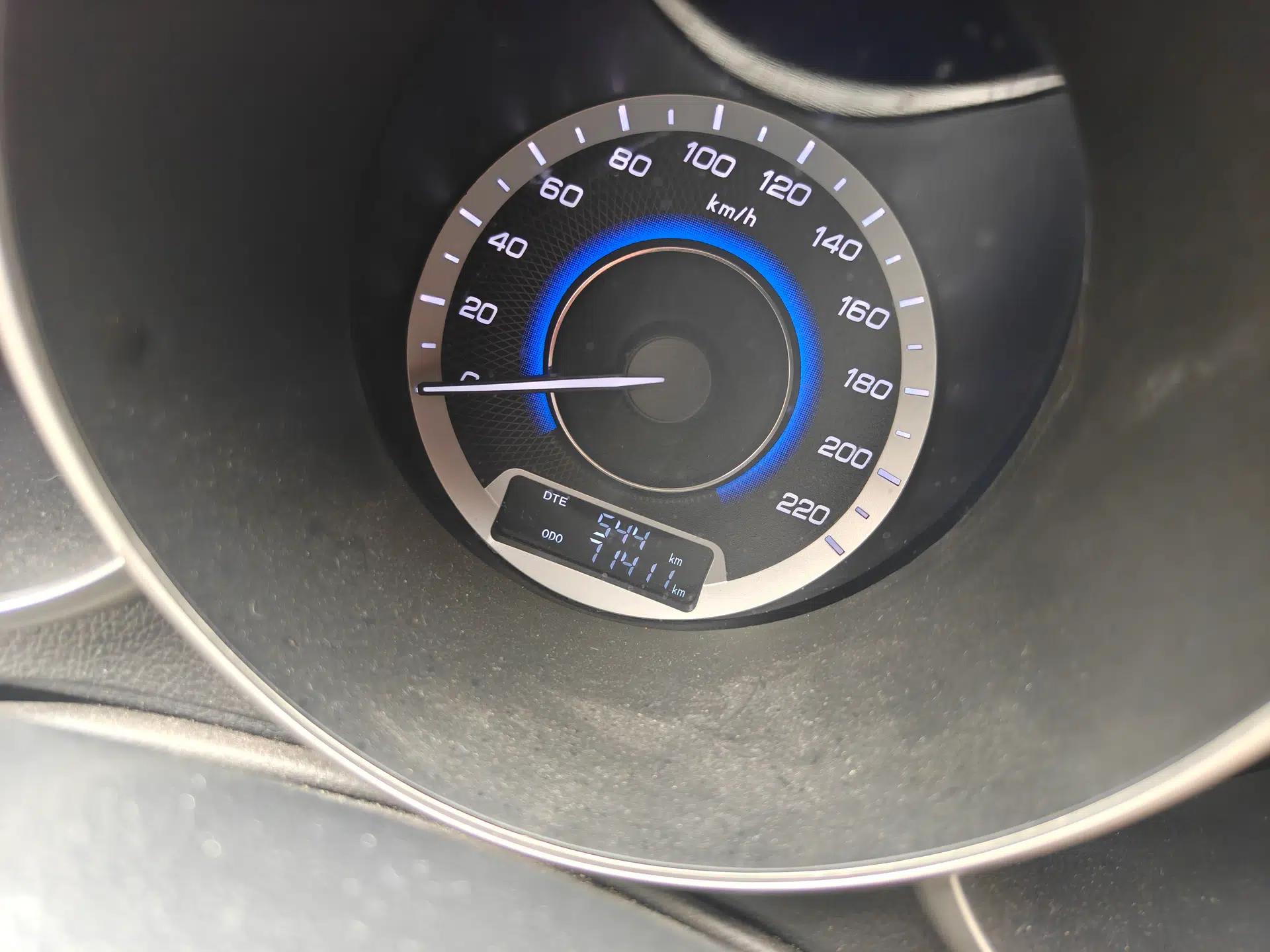 CHANGAN Eado 2015 1.6L Manual Luxury Model China IV Standard — миниатюра 12