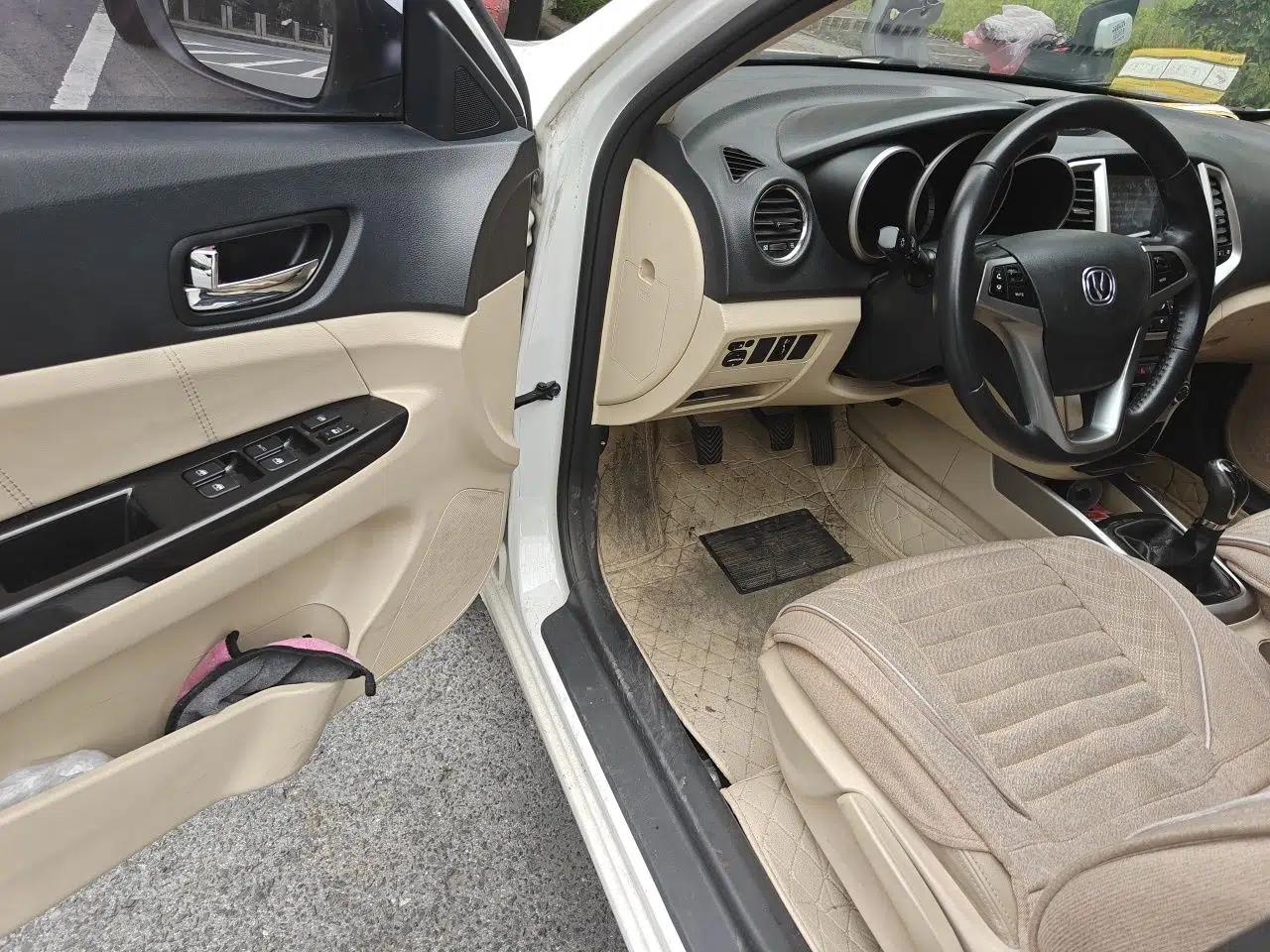 CHANGAN Eado 2015 1.6L Manual Luxury Model China IV Standard — миниатюра 16