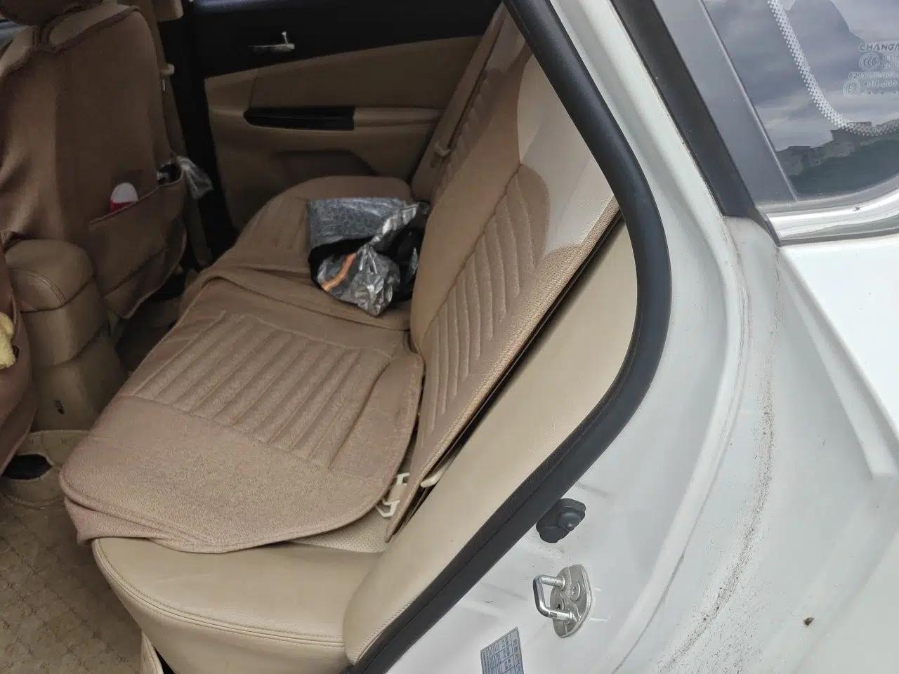 CHANGAN Eado 2015 1.6L Manual Luxury Model China IV Standard — миниатюра 17