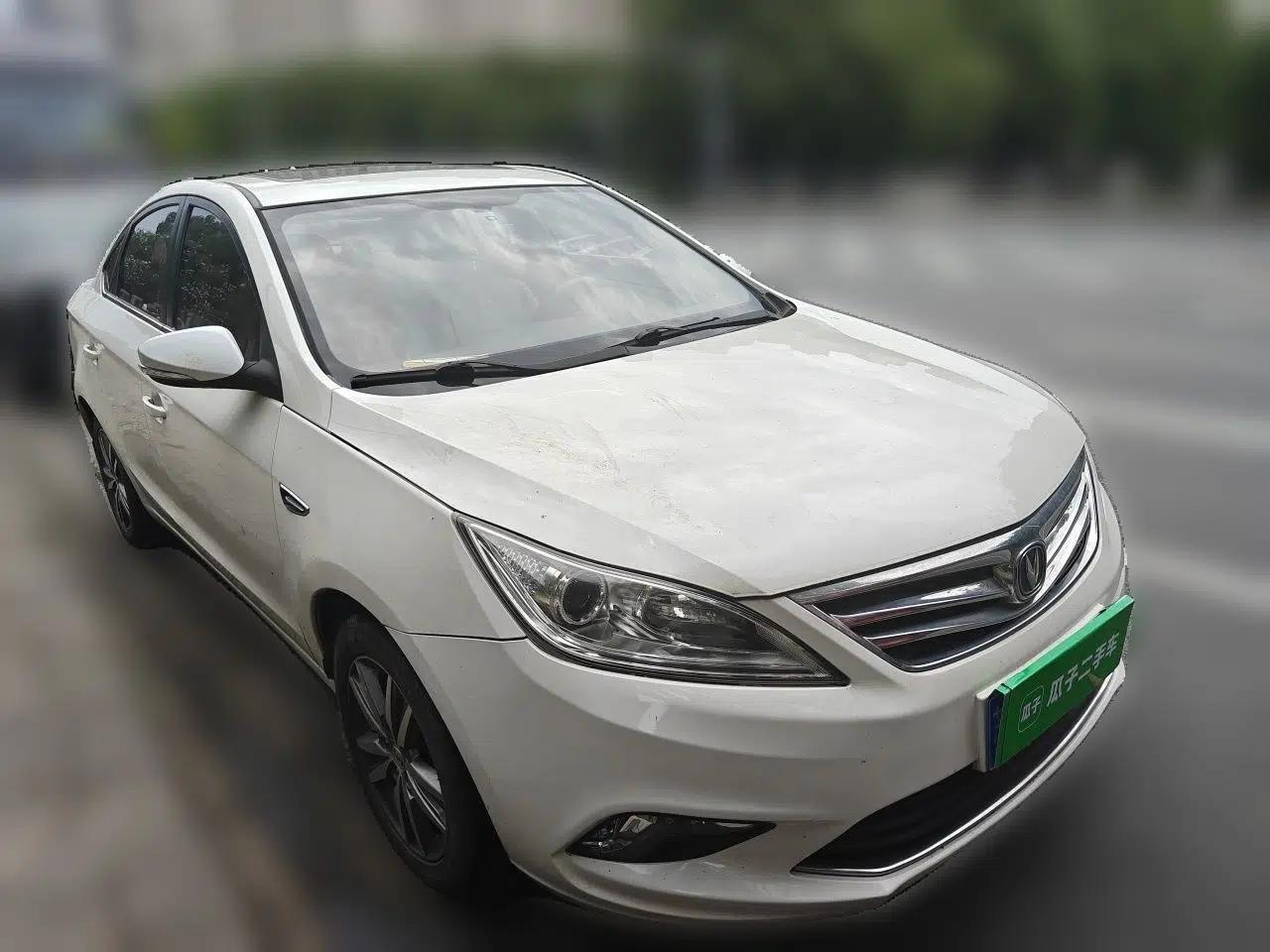 CHANGAN Eado 2015 1.6L Manual Luxury Model China IV Standard — миниатюра 3