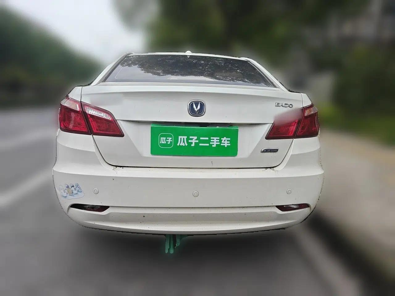 CHANGAN Eado 2015 1.6L Manual Luxury Model China IV Standard — миниатюра 5