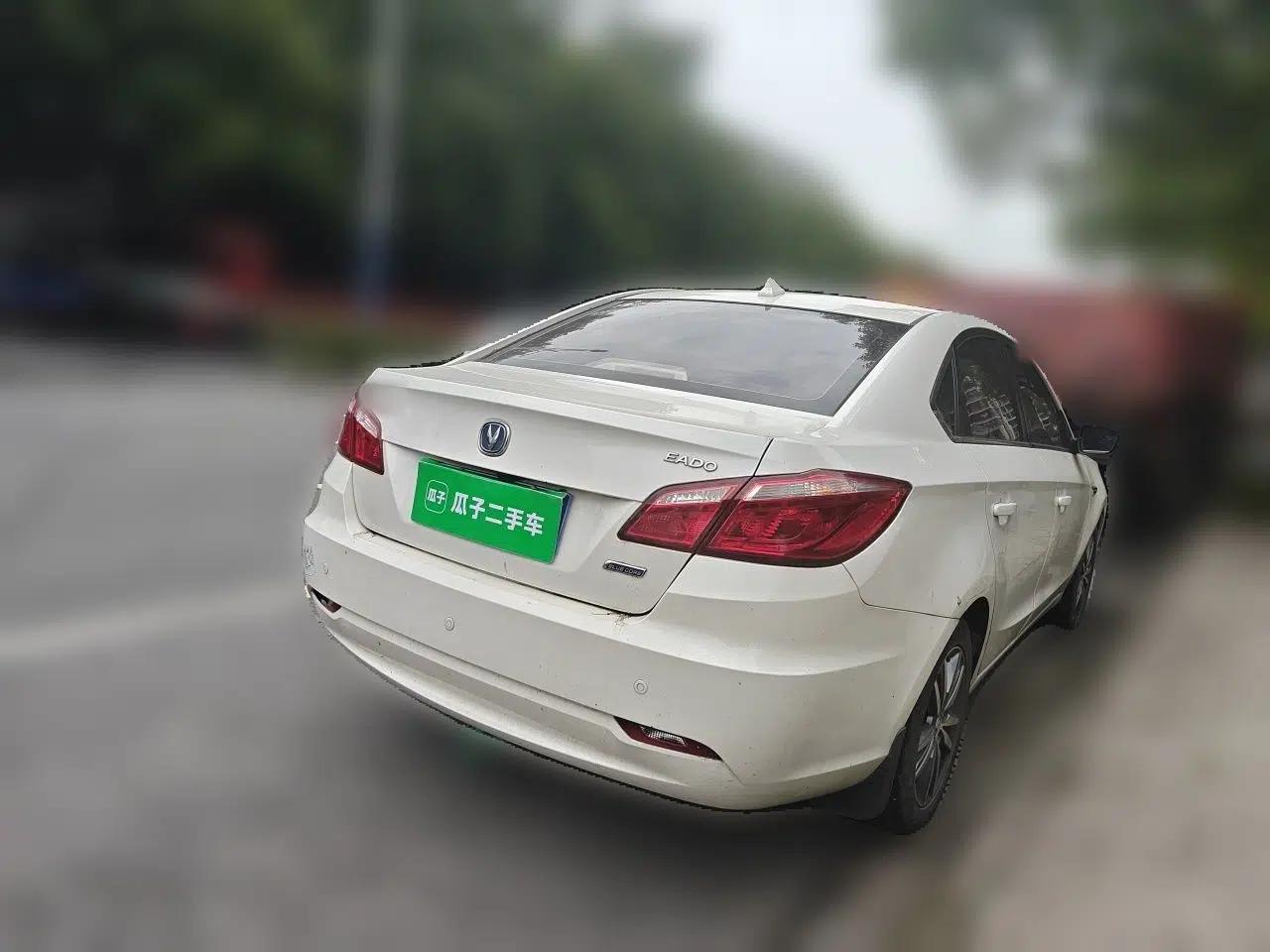 CHANGAN Eado 2015 1.6L Manual Luxury Model China IV Standard — миниатюра 6