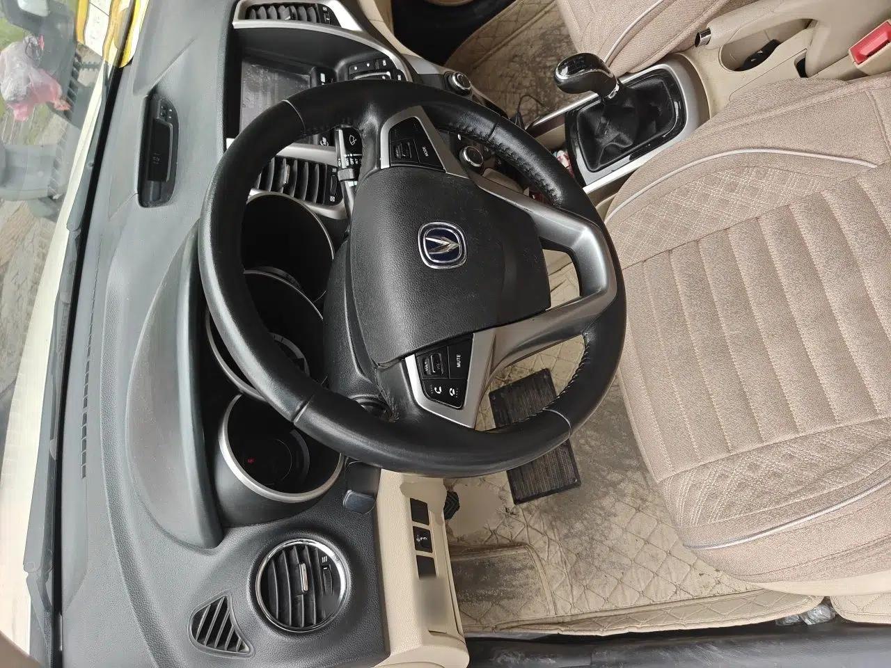 CHANGAN Eado 2015 1.6L Manual Luxury Model China IV Standard — миниатюра 10