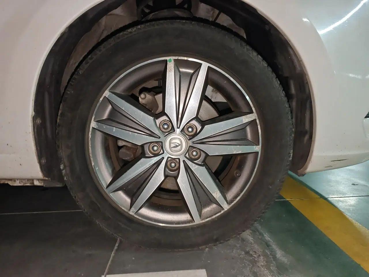 CHANGAN Eado 2015 1.6L Manual Luxury Model China IV Standard — миниатюра 8