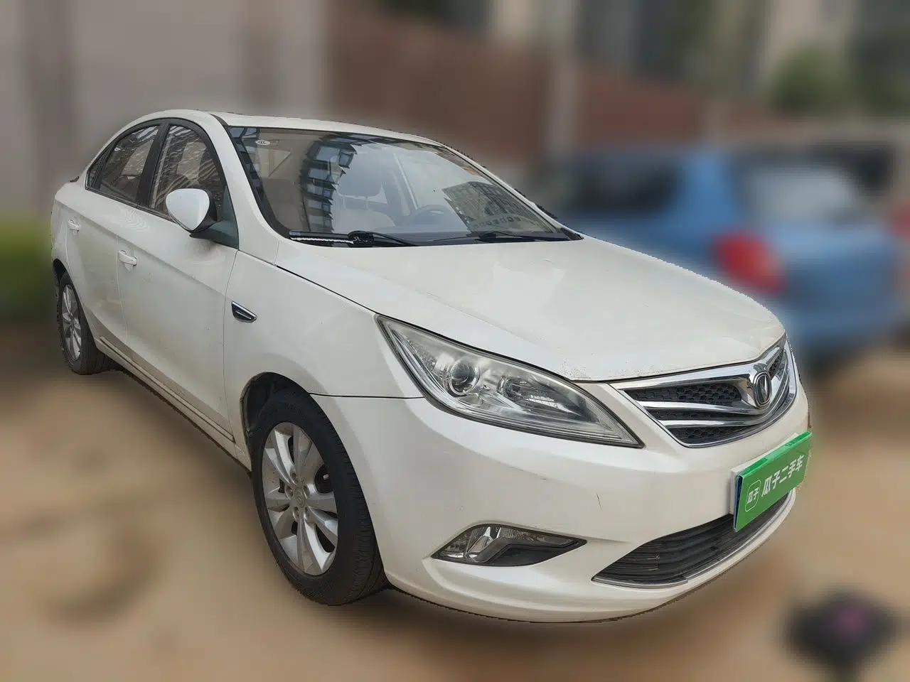 CHANGAN Eado 2014 1.6L Manual Luxury Model — миниатюра 3