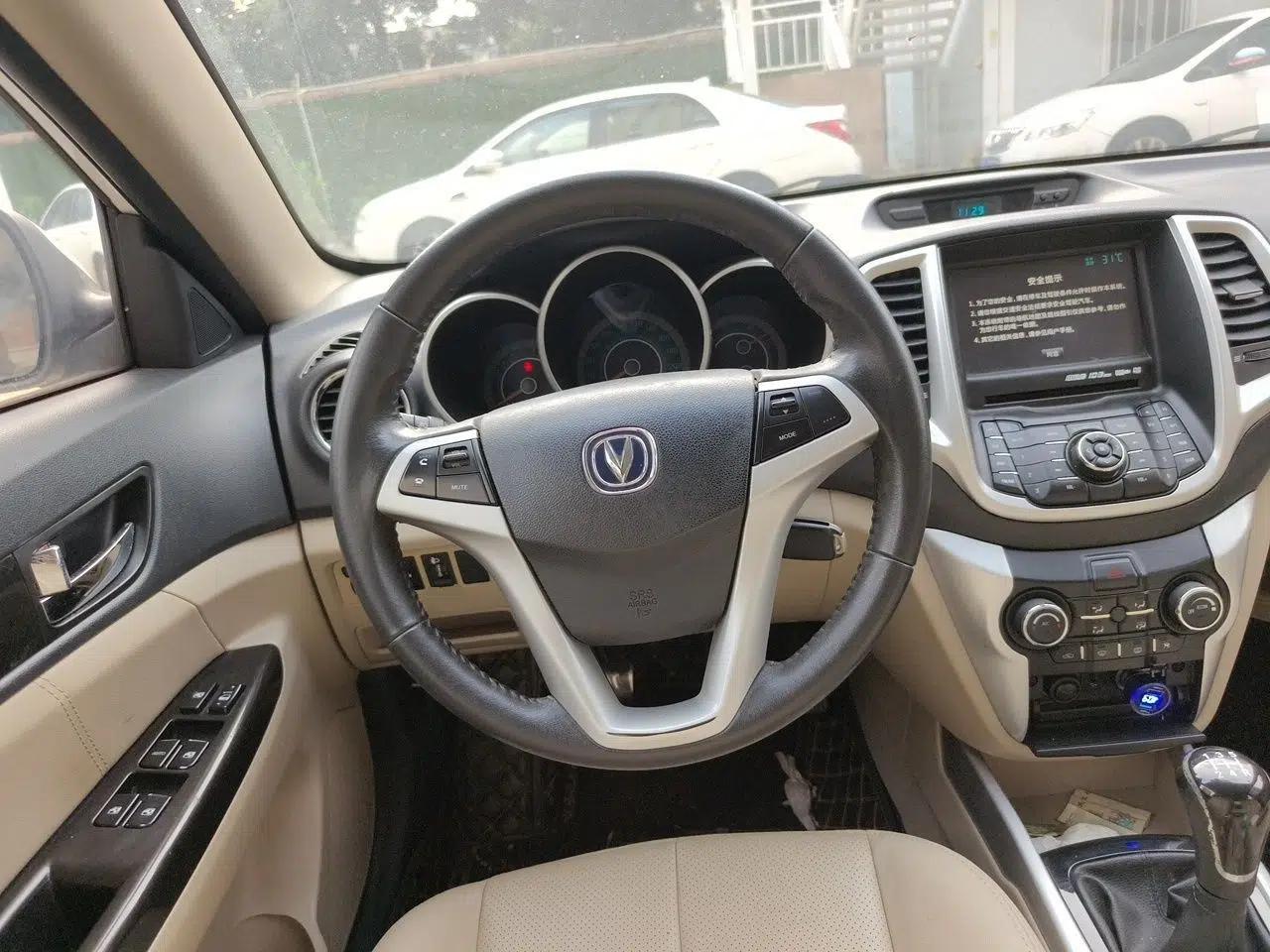 CHANGAN Eado 2014 1.6L Manual Luxury Model — миниатюра 10