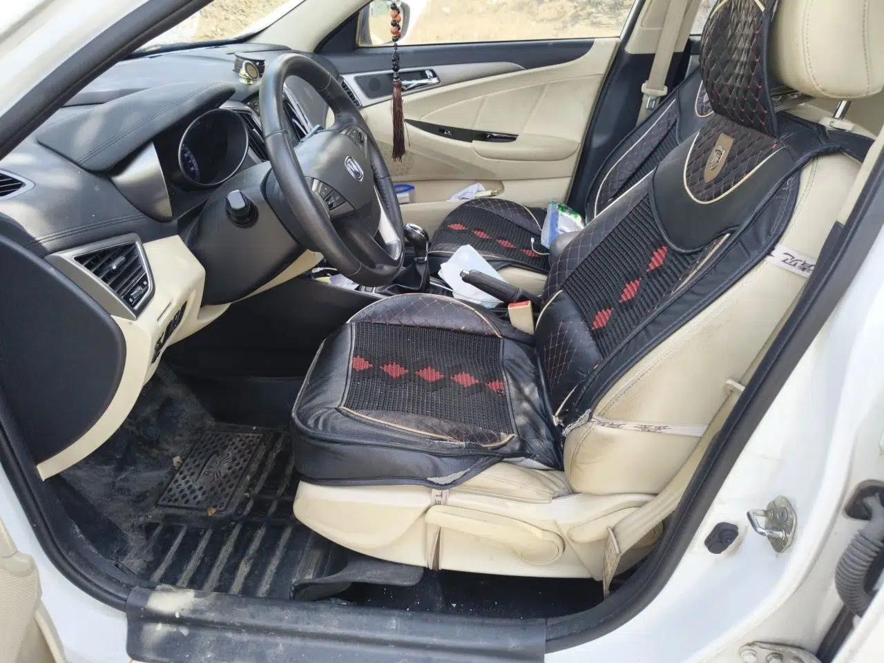CHANGAN Eado 2016 1.6L Manual Fashion Edition — миниатюра 15