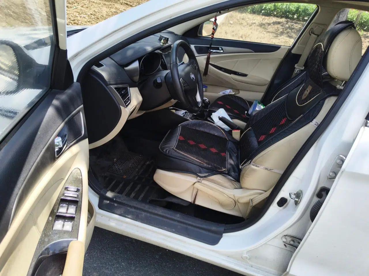 CHANGAN Eado 2016 1.6L Manual Fashion Edition — миниатюра 16