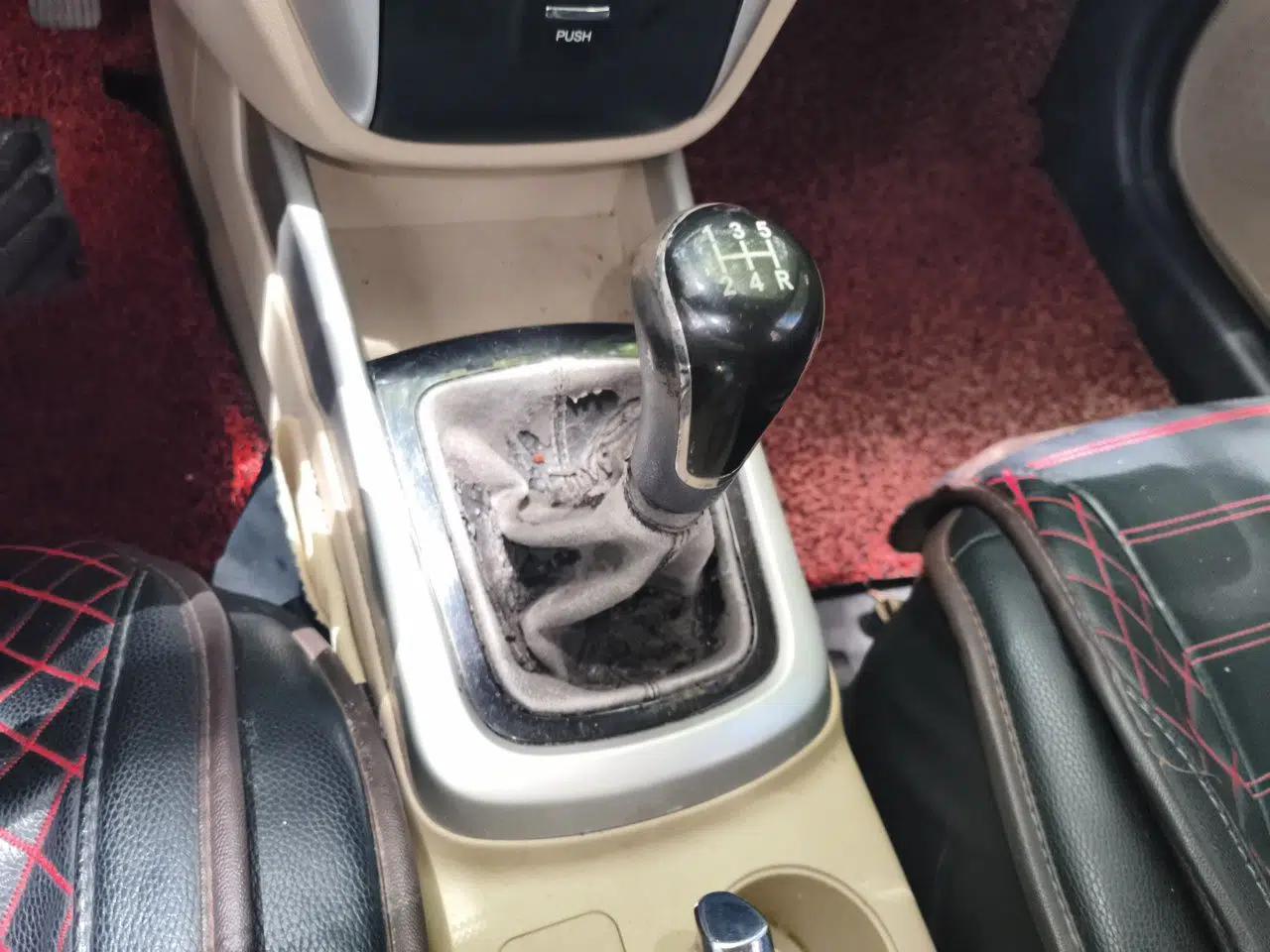 CHANGAN Eado 2014 1.6L Manual Luxury Model — миниатюра 14