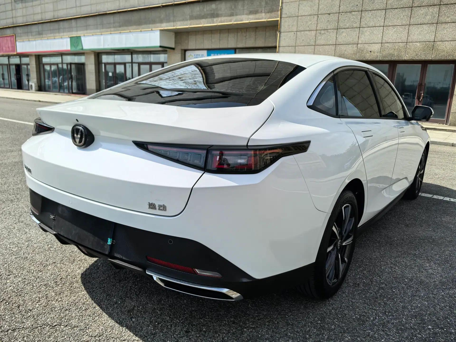 CHANGAN Eado 2024 1.5T GDI Automatic Prestige Edition — миниатюра 19