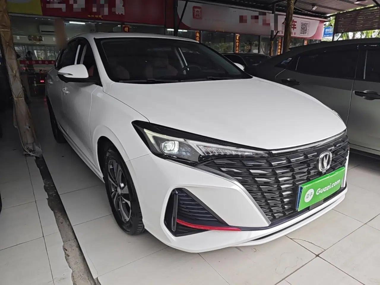 CHANGAN Eado 2023 Changan Edition PLUS Blue Whale NE 1.4T GDI DCT Prestige Version — миниатюра 3