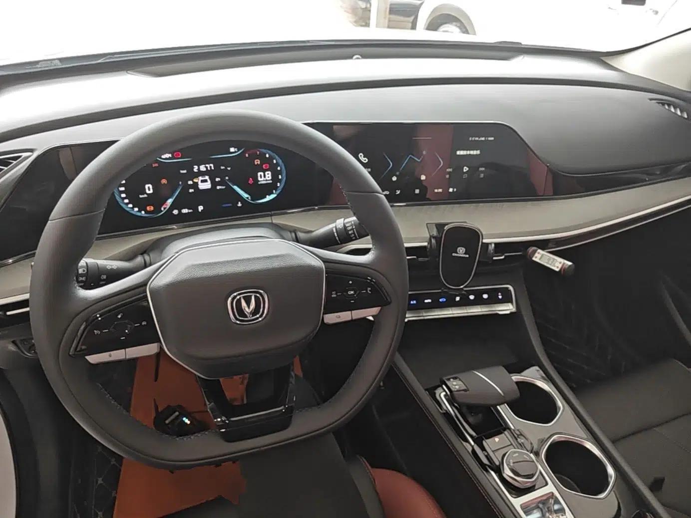 CHANGAN Eado 2023 Changan Edition PLUS Blue Whale NE 1.4T GDI DCT Prestige Version — миниатюра 24