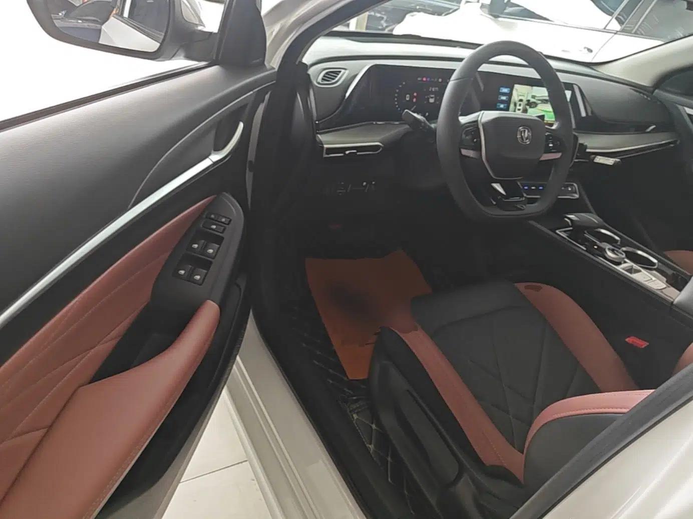 CHANGAN Eado 2023 Changan Edition PLUS Blue Whale NE 1.4T GDI DCT Prestige Version — миниатюра 30