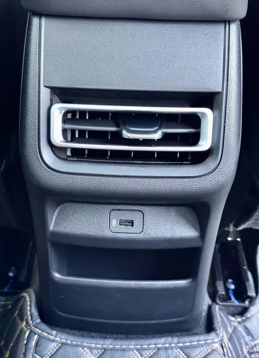 CHANGAN Eado 2023 Changan Edition PLUS Blue Whale NE 1.4T GDI DCT Prestige Version — миниатюра 41
