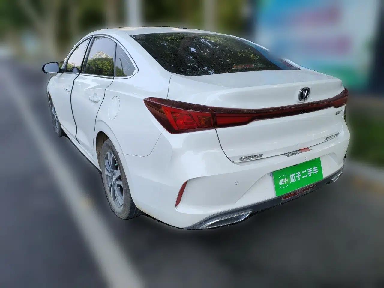 CHANGAN Eado 2022 PLUS Blue Whale NE 1.4T GDI DCT Prestige Edition — миниатюра 4