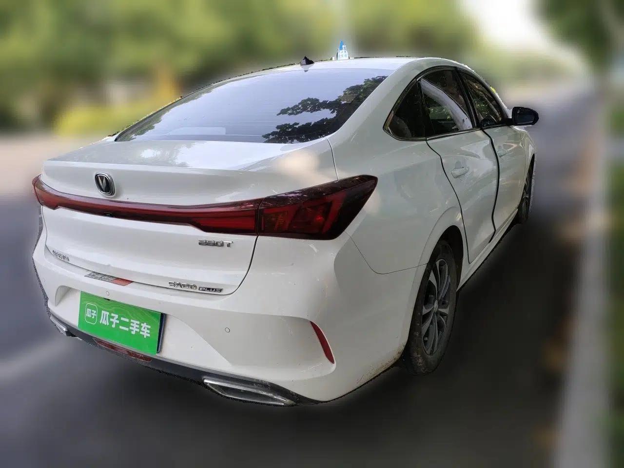 CHANGAN Eado 2022 PLUS Blue Whale NE 1.4T GDI DCT Prestige Edition — миниатюра 6