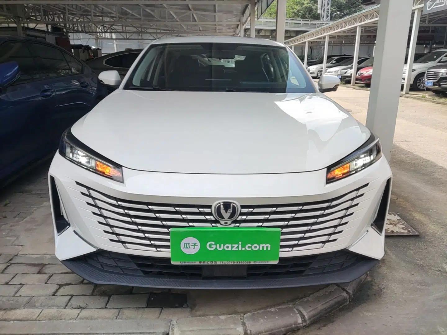 CHANGAN Eado 2024 1.5T GDI Automatic Prestige Edition — миниатюра 2
