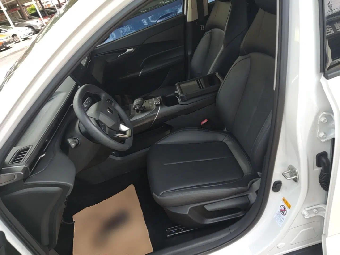 CHANGAN Eado 2024 1.5T GDI Automatic Prestige Edition — миниатюра 17