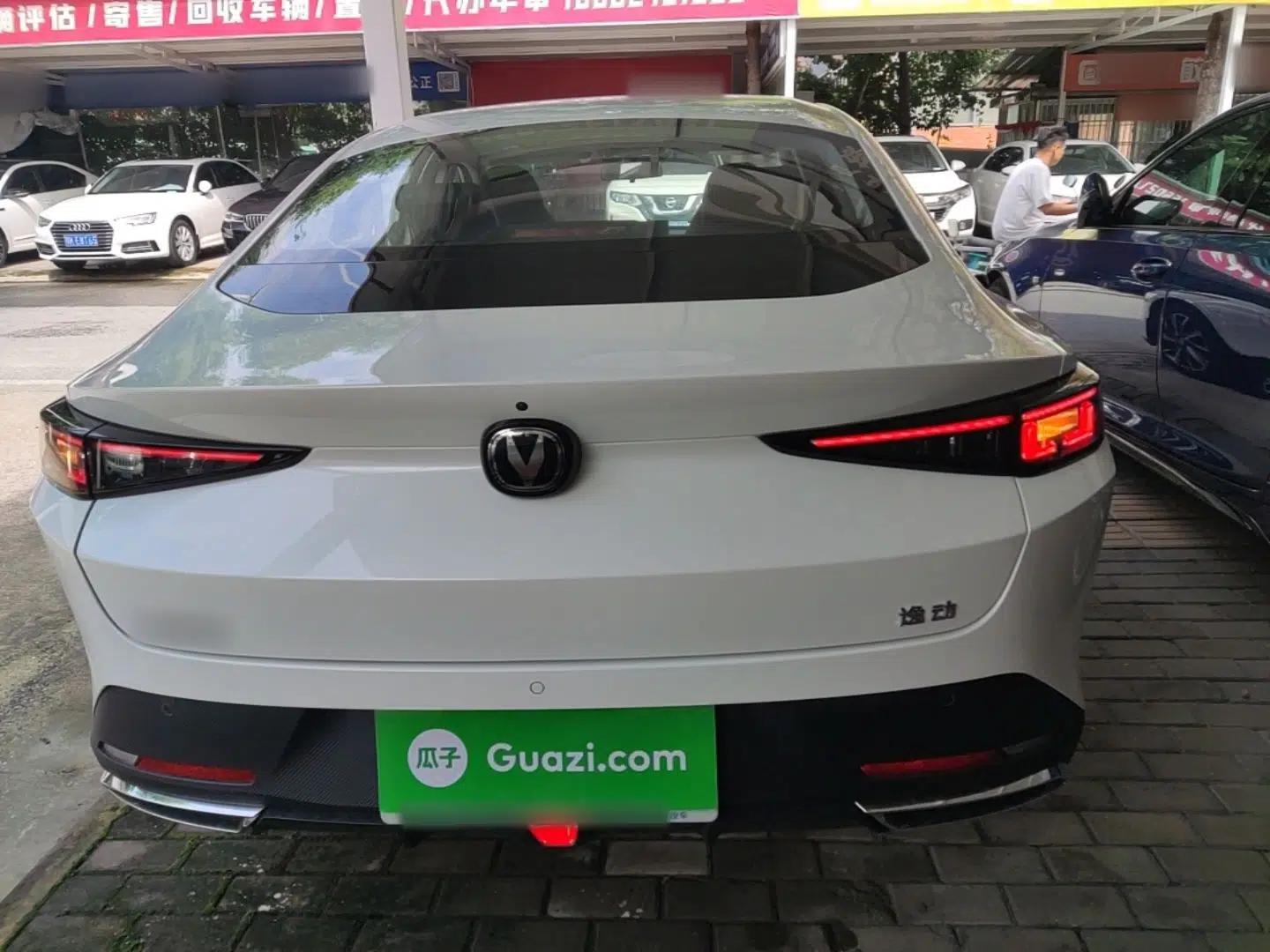 CHANGAN Eado 2024 1.5T GDI Automatic Prestige Edition — миниатюра 5