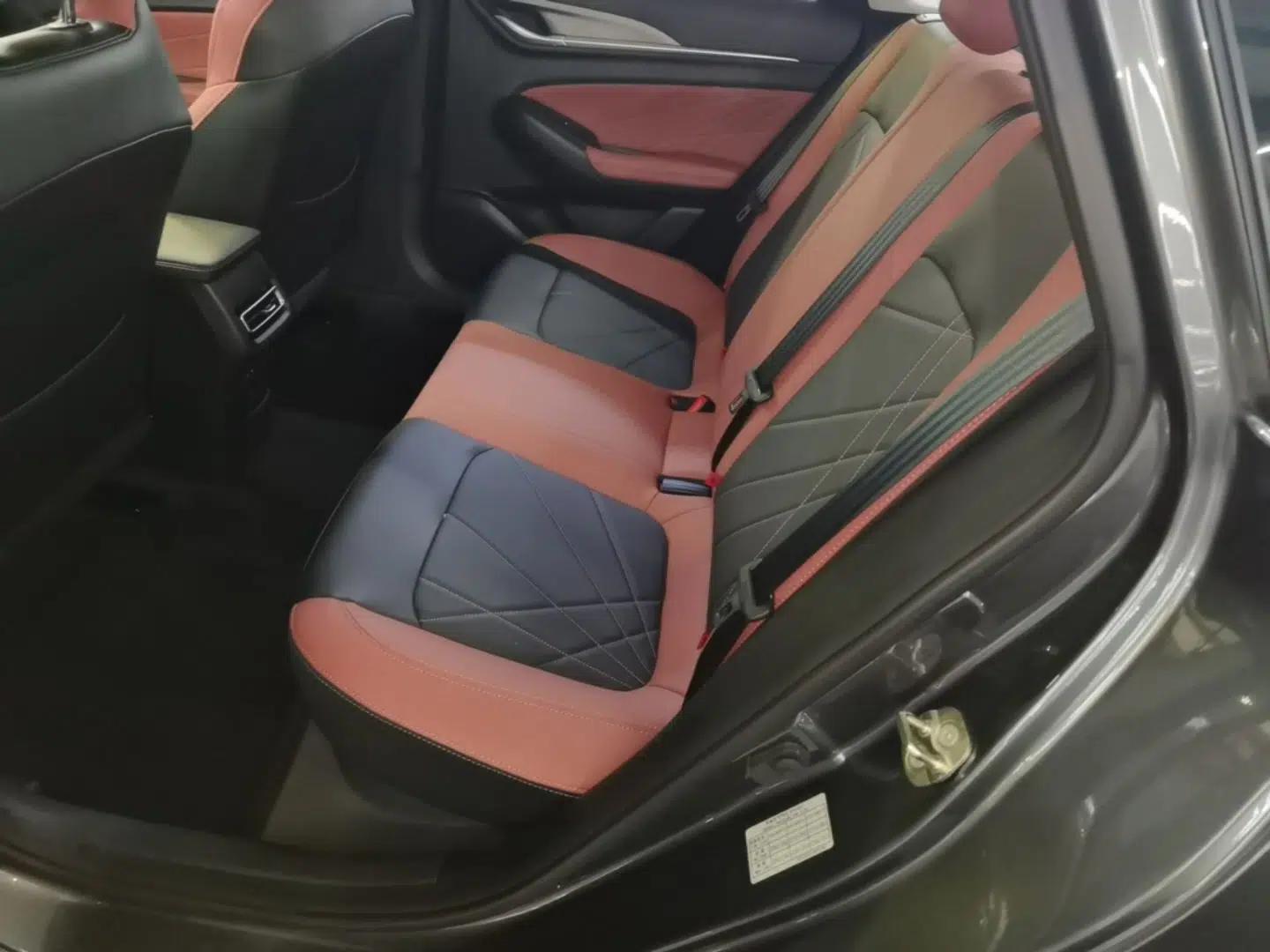 CHANGAN Eado 2024 PLUS Blue Whale NE 1.4T GDI DCT High-Energy Edition — миниатюра 20