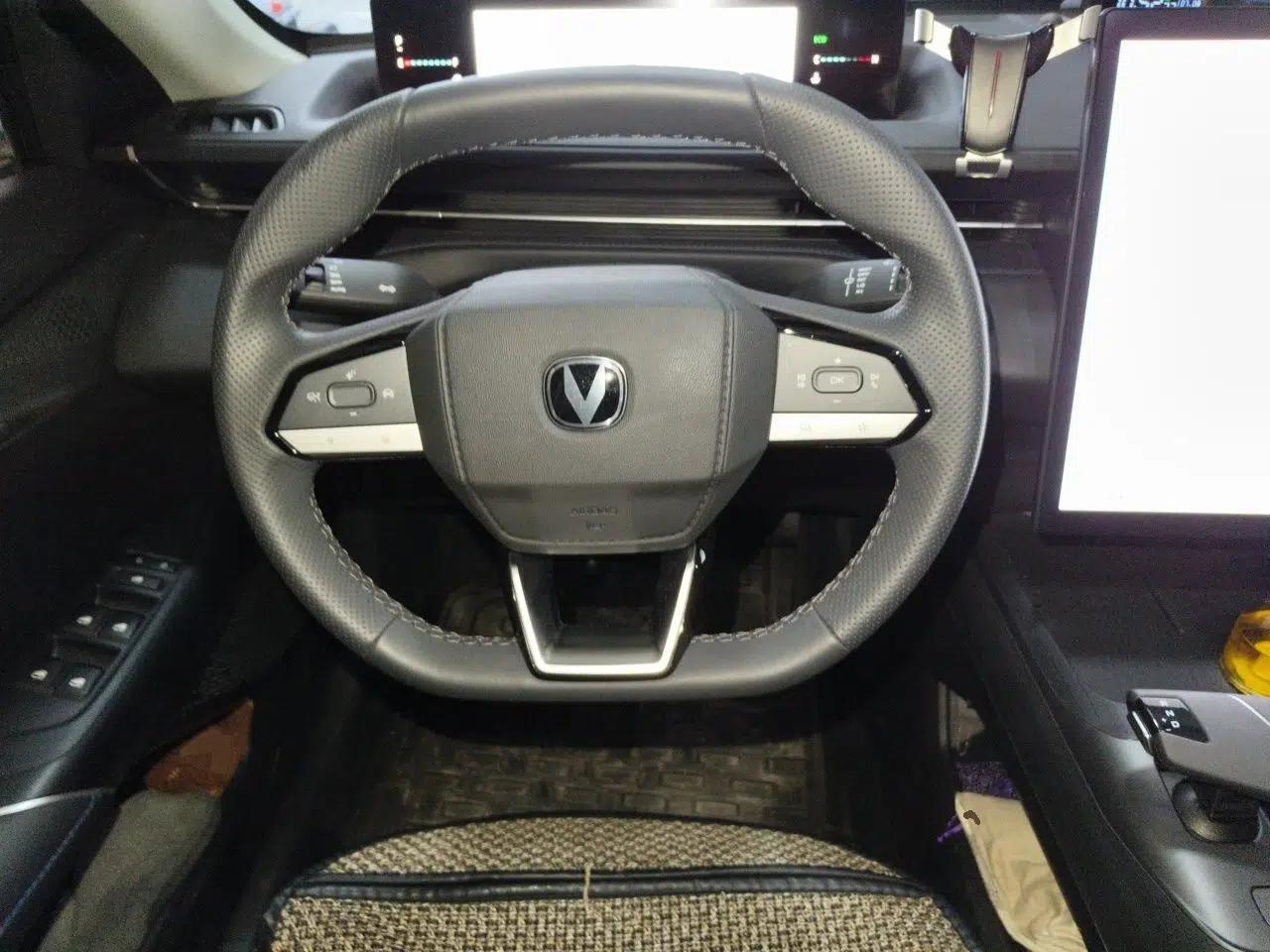 CHANGAN Eado 2024 1.5T GDI Automatic Flagship Edition — миниатюра 7