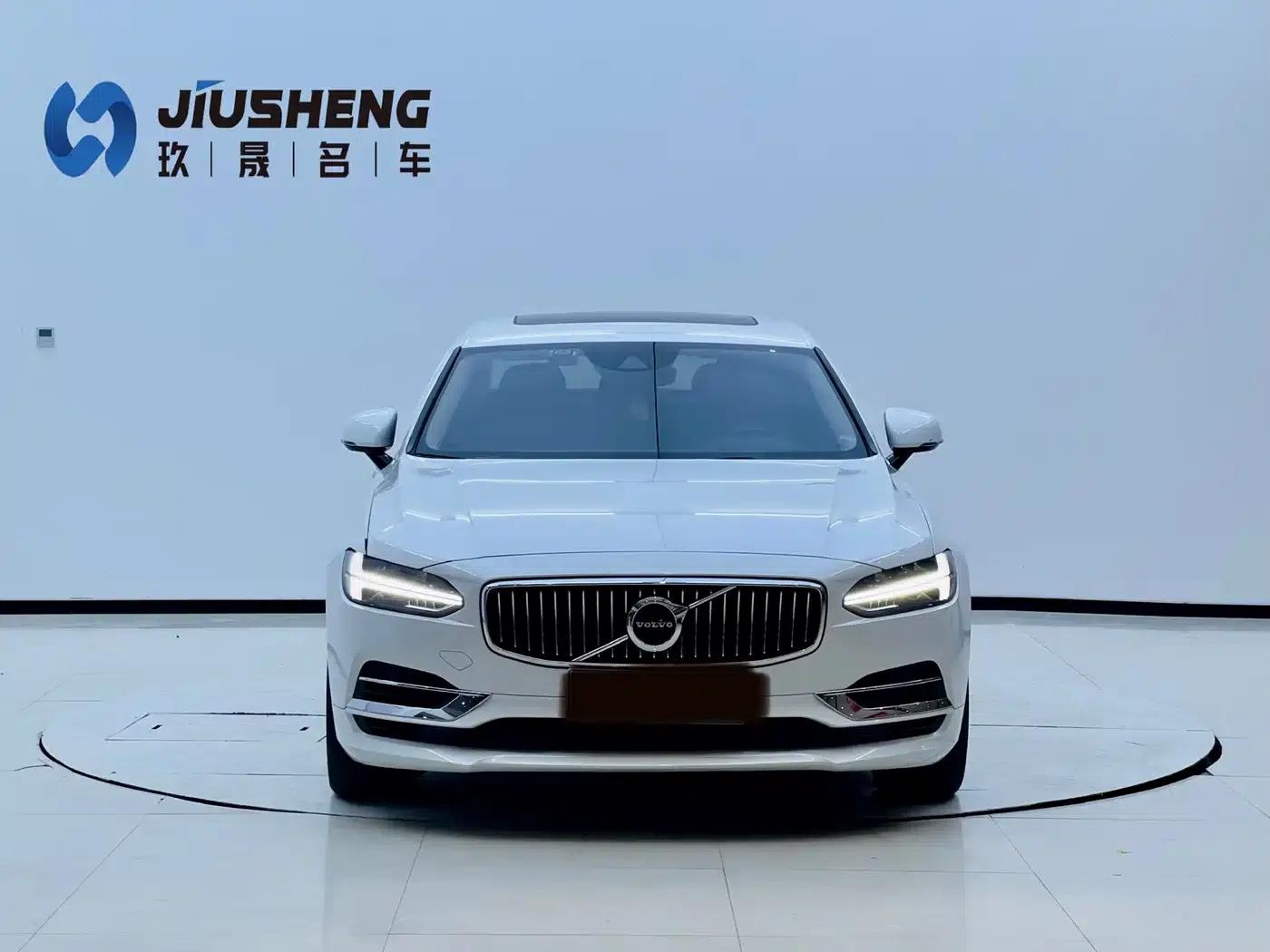 2020 Volvo S90 Plug-in Hybrid T8 E-Drive Hybrid Smart Luxury Edition — миниатюра 4