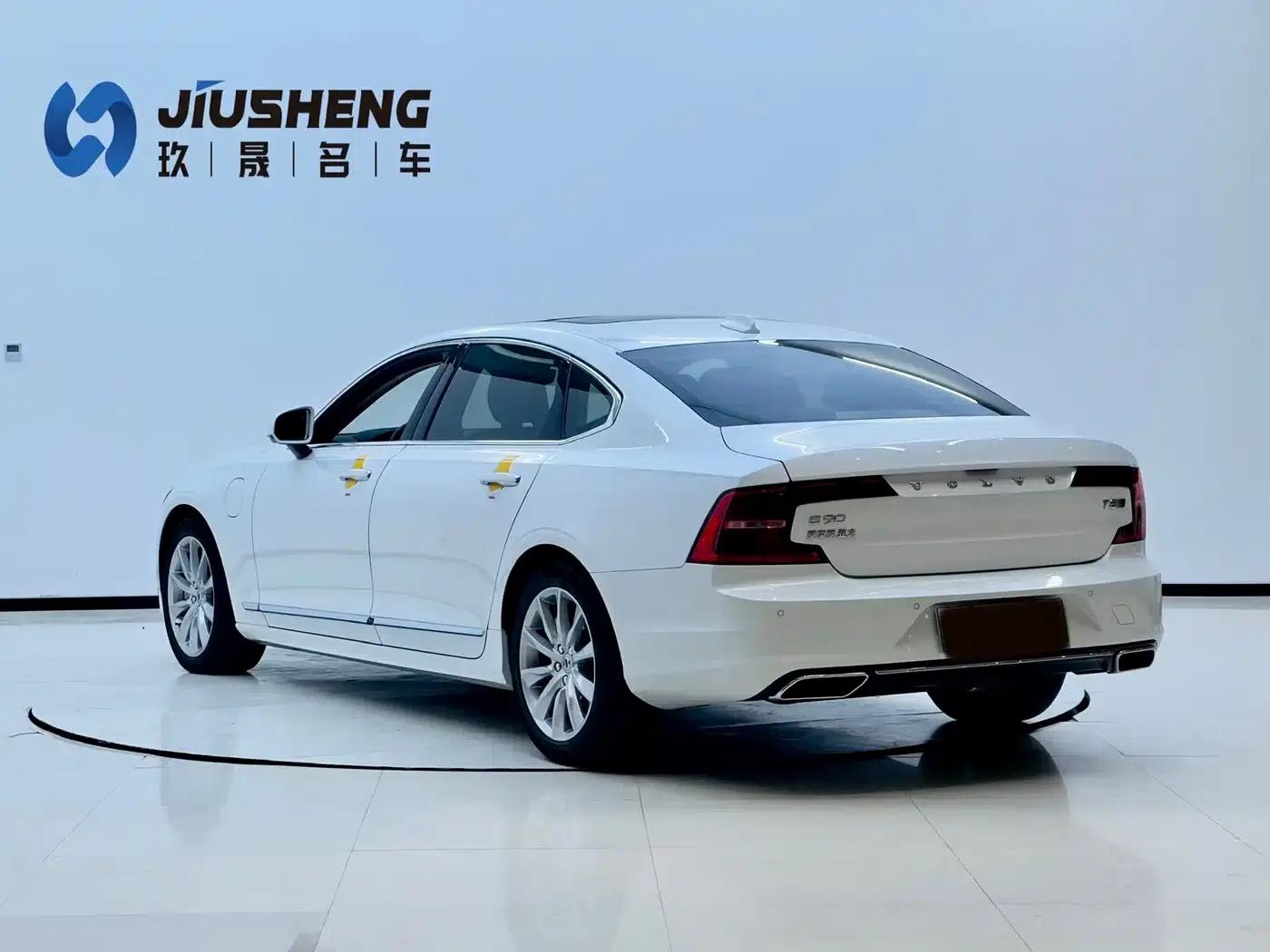 2020 Volvo S90 Plug-in Hybrid T8 E-Drive Hybrid Smart Luxury Edition — миниатюра 7