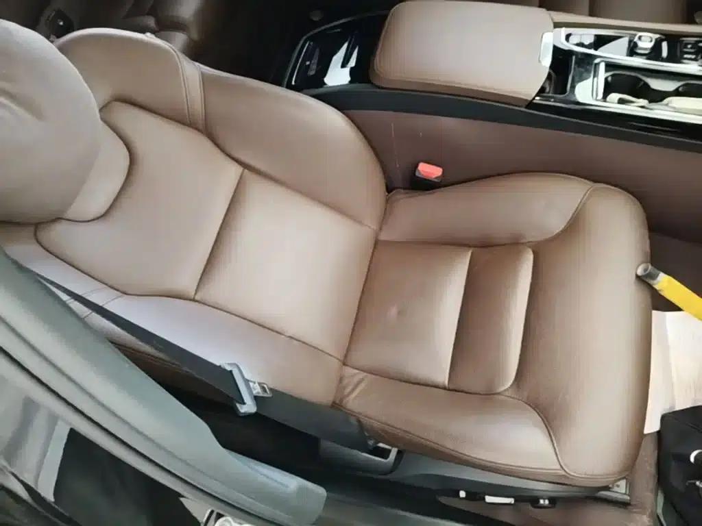 2024 Volvo S90 Plug-in Hybrid, All-Wheel Drive, Long Range, Smart Luxury Edition — миниатюра 25
