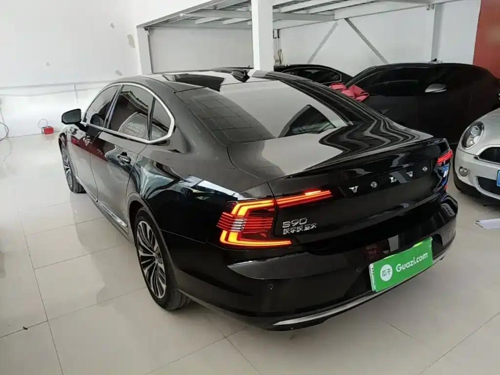 2024 Volvo S90 Plug-in Hybrid, All-Wheel Drive, Long Range, Smart Luxury Edition — миниатюра 5