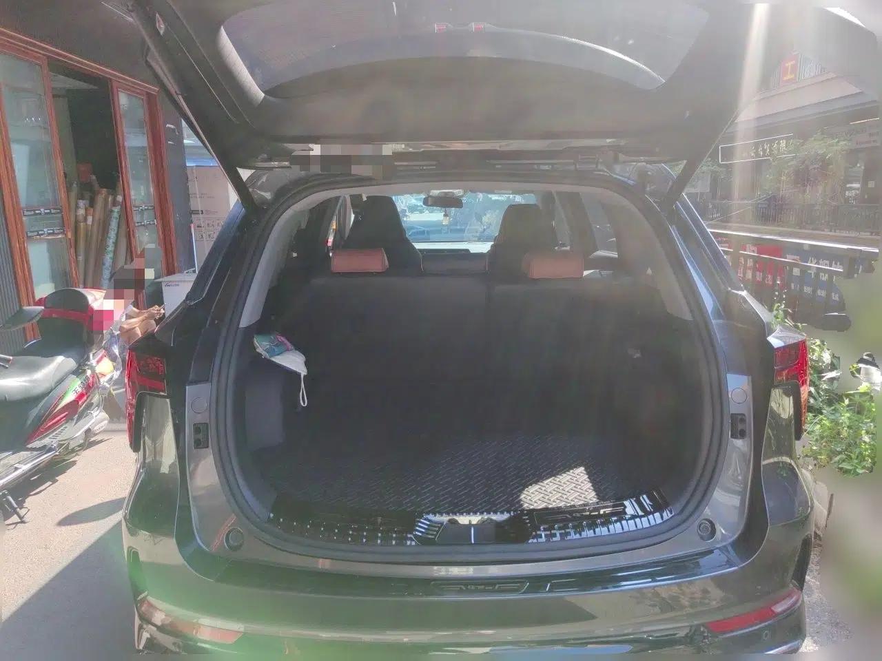 CHANGAN CS75 PLUS 2023 3rd Generation 1.5T Automatic Prestige Model — миниатюра 19