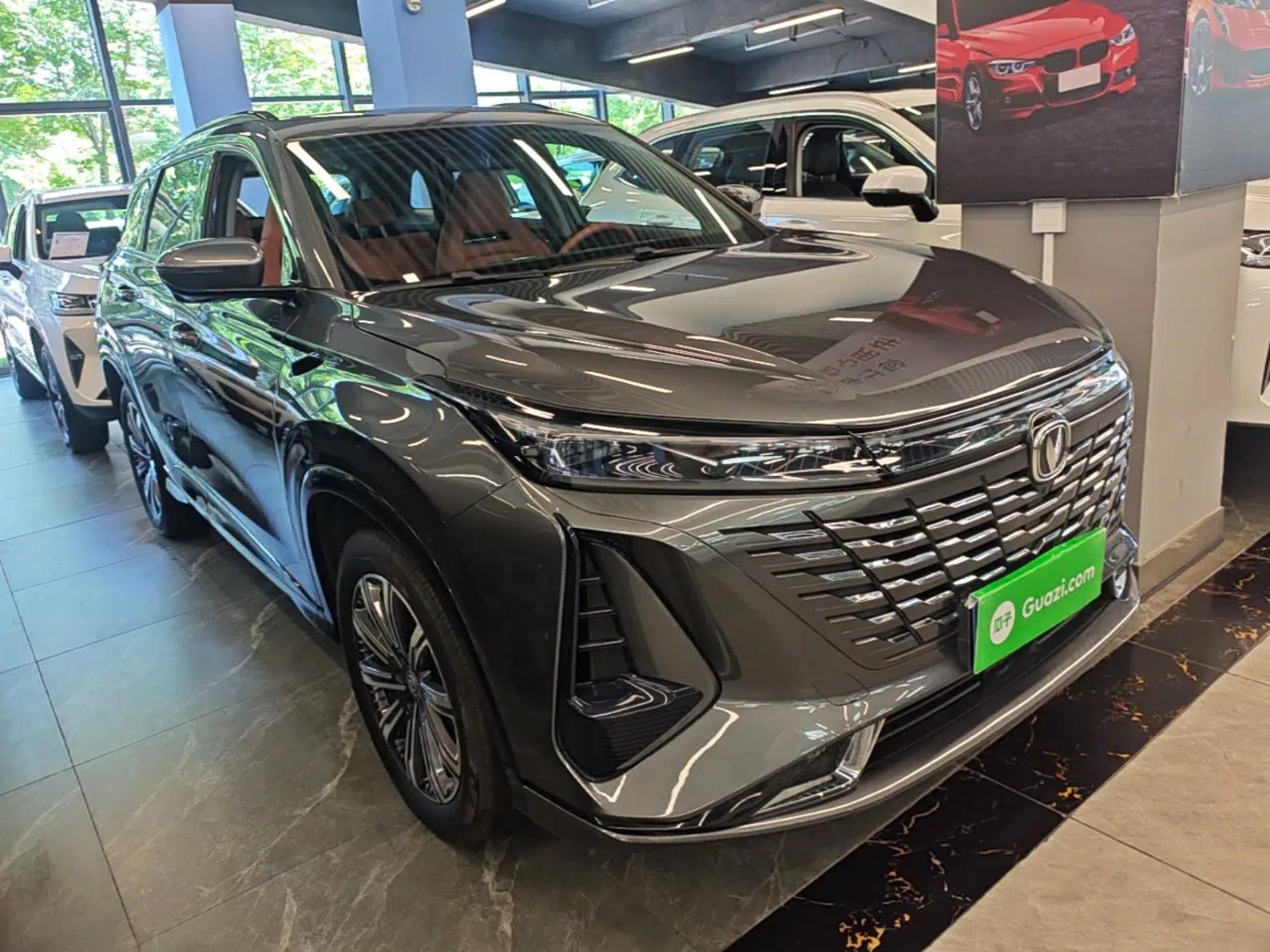 CHANGAN CS75 PLUS 2023 3rd Generation 1.5T Automatic Prestige Model — миниатюра 3