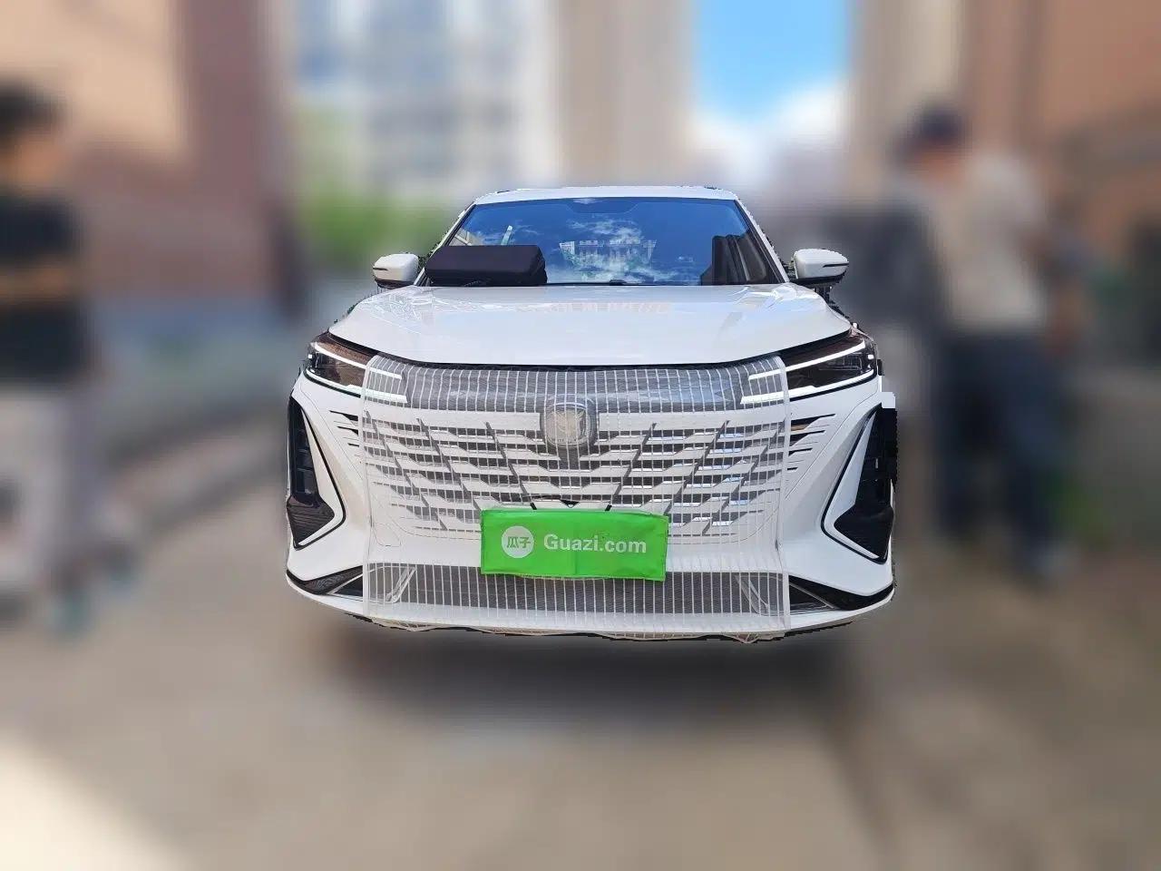 CHANGAN CS75 PLUS 2023 3rd Generation 1.5T Automatic Prestige Model — миниатюра 2