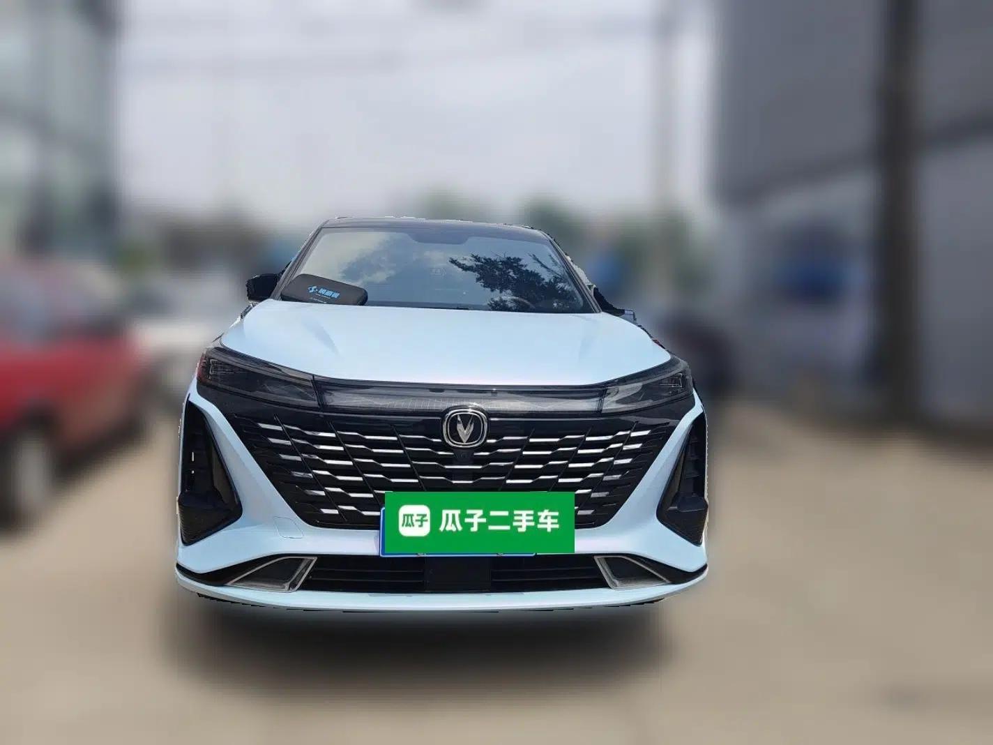 CHANGAN CS75 PLUS 2023 3rd Generation 1.5T Automatic Prestige Model — миниатюра 2