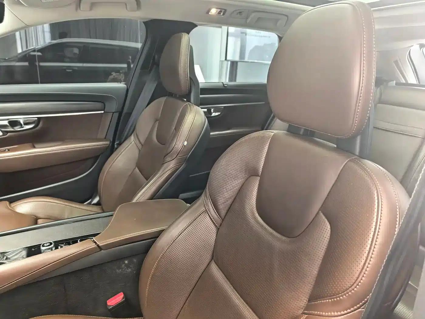 2017 Volvo V90 Cross Country T5 AWD Ultimate Edition — миниатюра 5