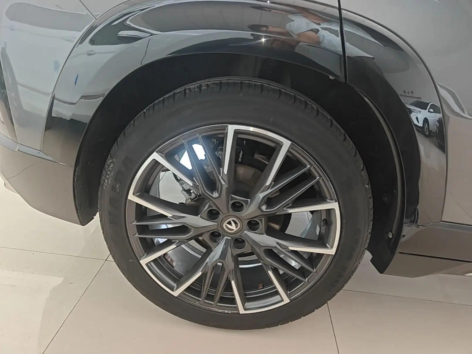 CHANGAN UNI-T 2023 Second-Generation 1.5T Prestige Model — миниатюра 11