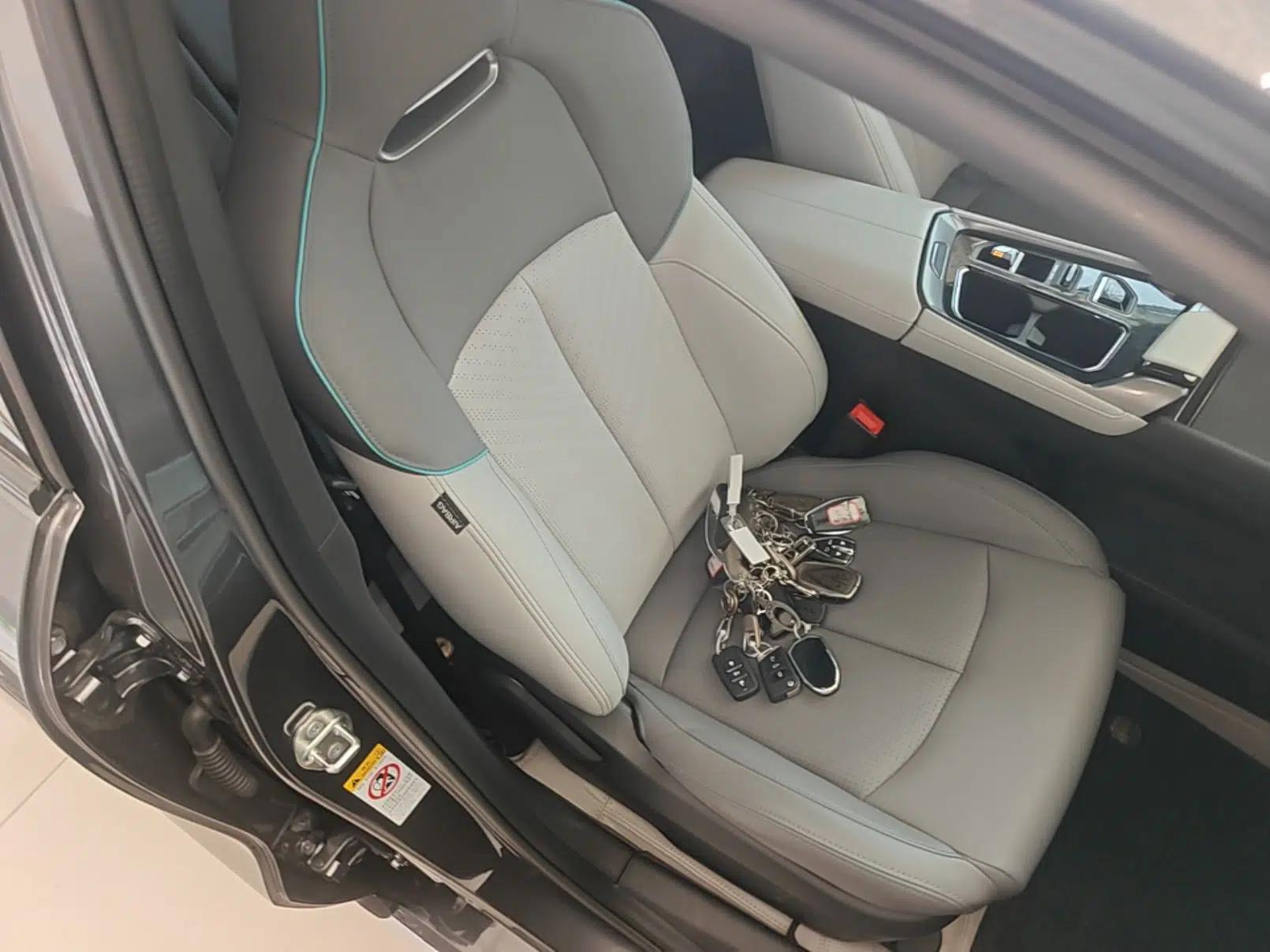 CHANGAN UNI-T 2023 Second-Generation 1.5T Prestige Model — миниатюра 19
