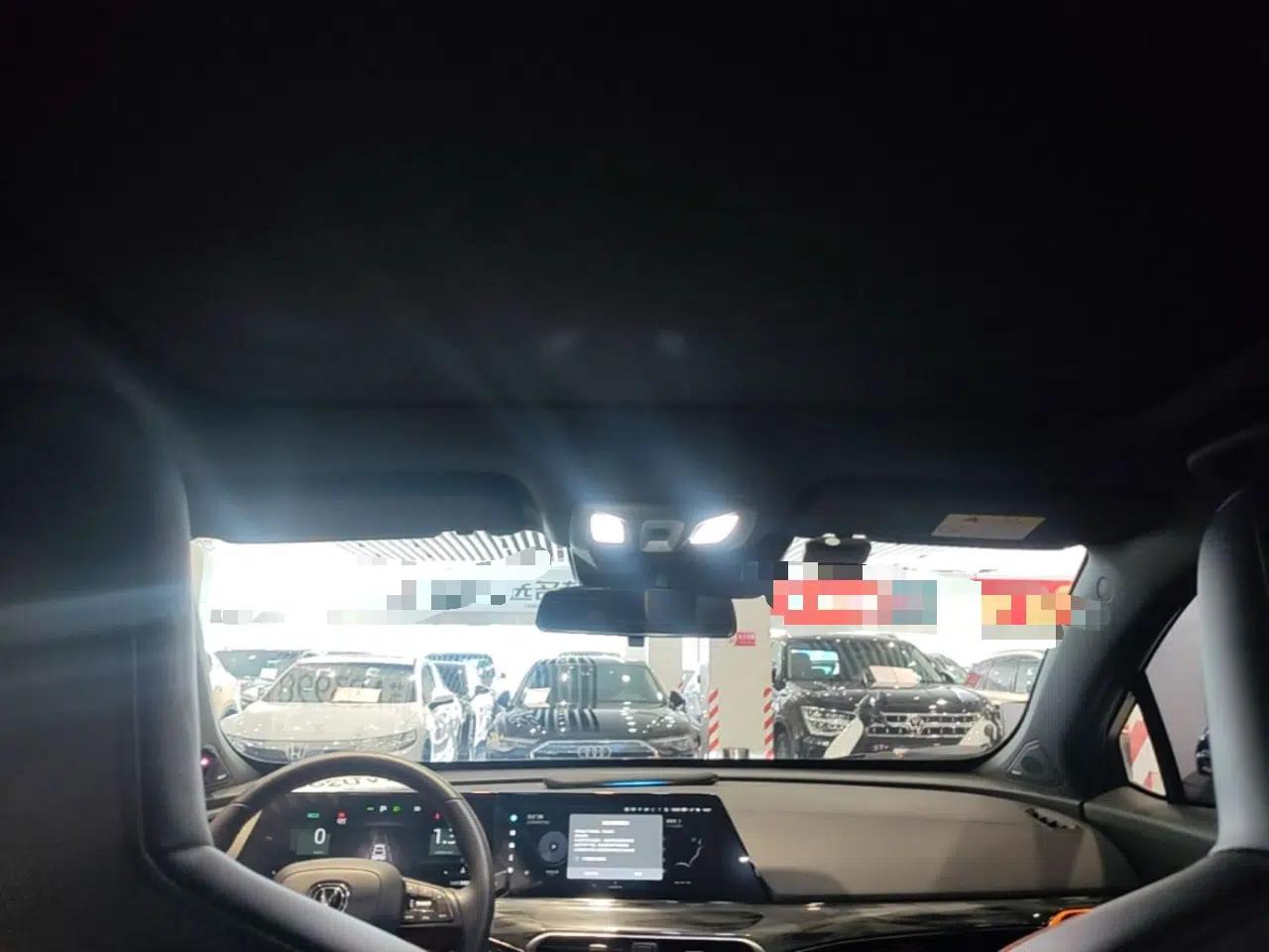 CHANGAN UNI-T 2022 1.5T Flagship Edition — миниатюра 21