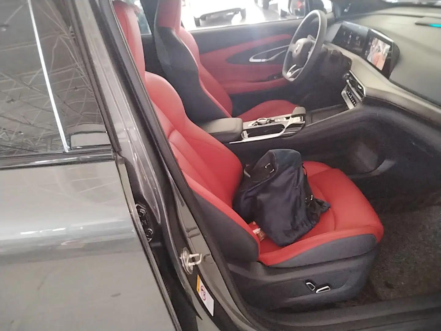 CHANGAN UNI-T 2020 1.5T Flagship Version — миниатюра 19